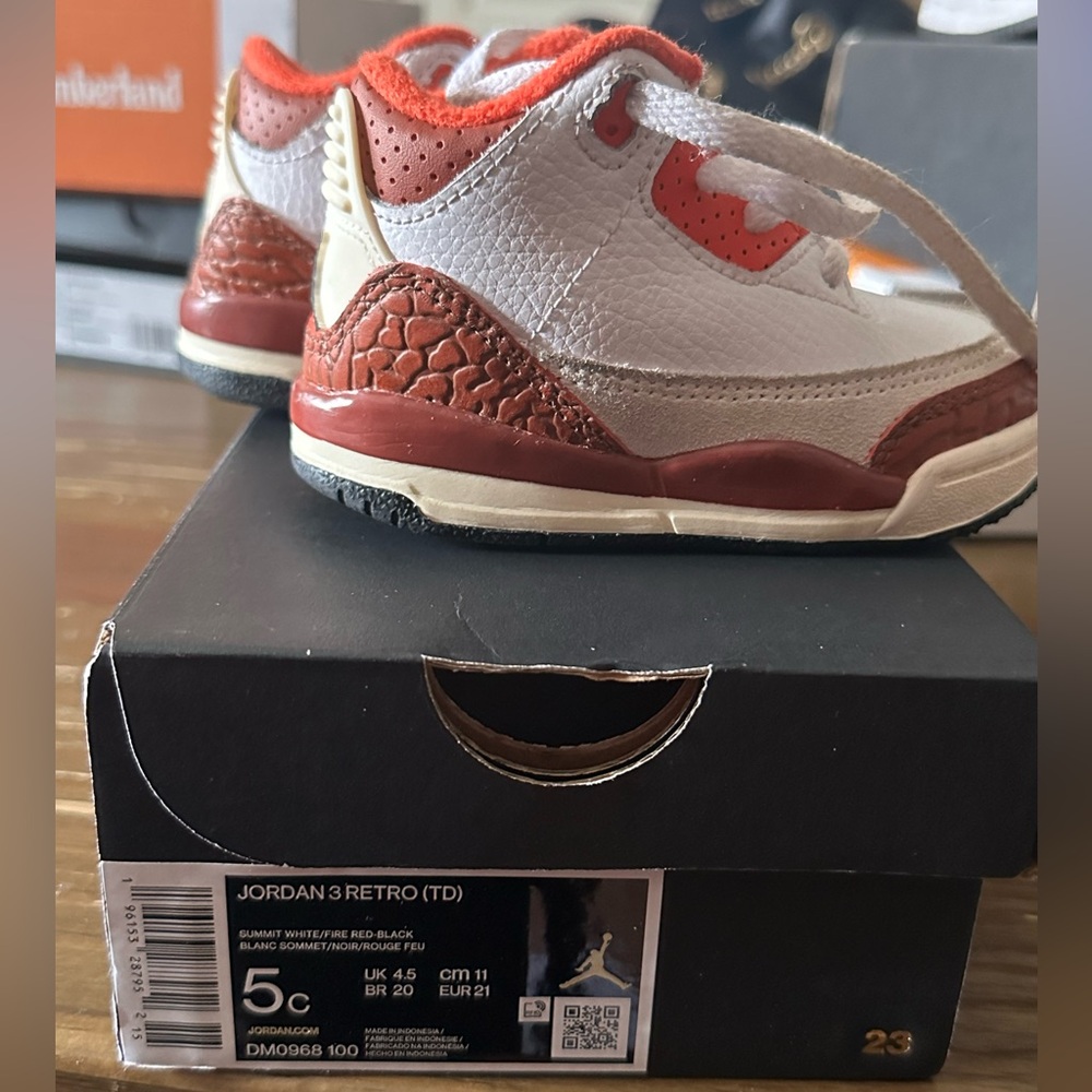 Air Jordan 3 Retro